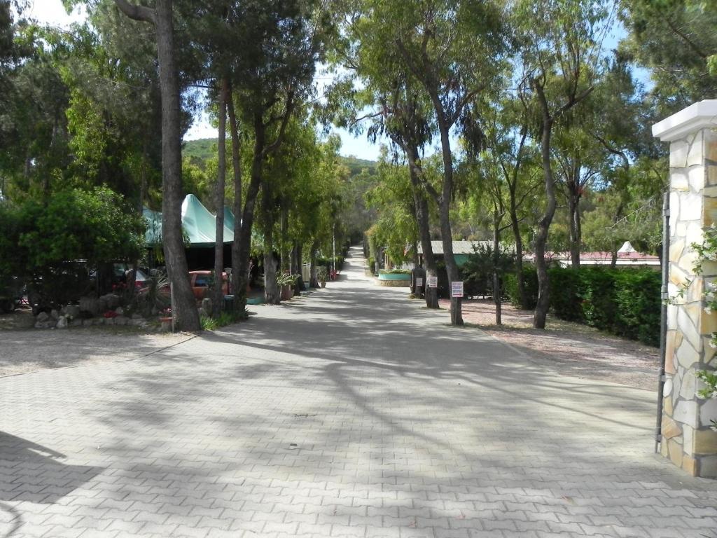 Camping Lacona Capoliveri  Buitenkant foto