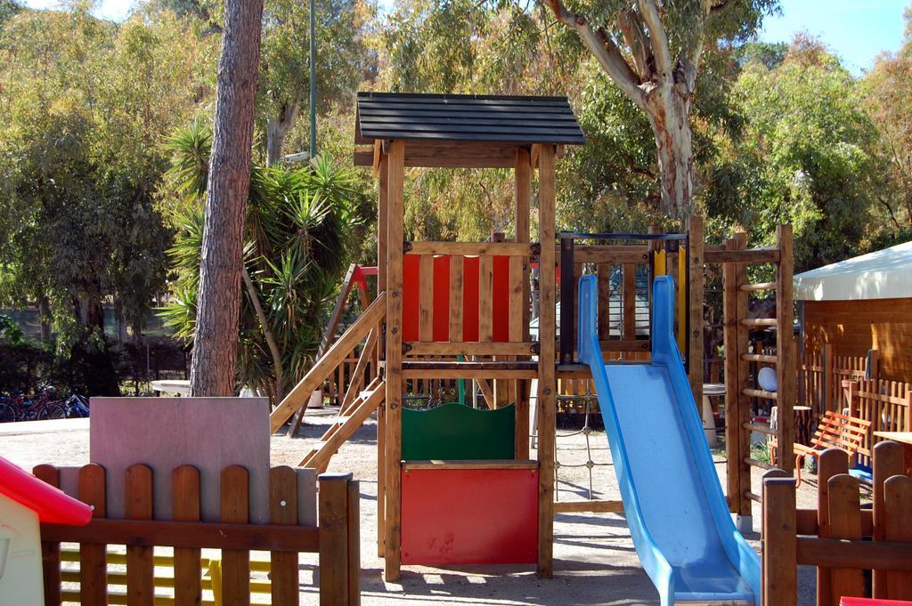 Camping Lacona Capoliveri  Buitenkant foto