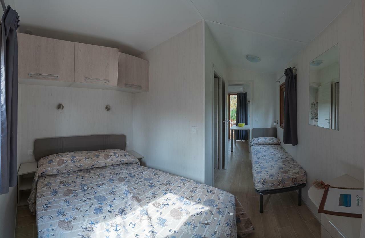 Camping Lacona Capoliveri  Buitenkant foto